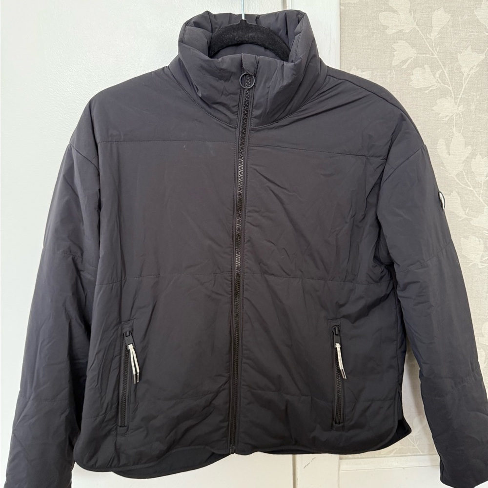 Vuori Women’s Canyon Insulated Jacket. XS